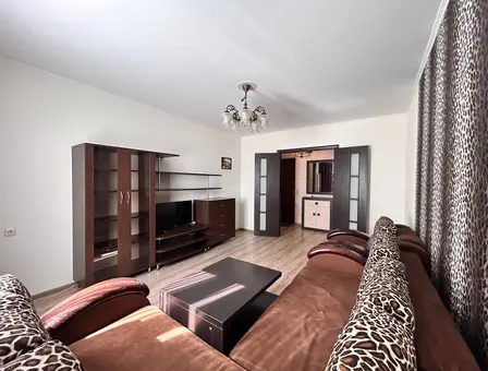 Двухкомнатная квартира for daily rent in Gomel, T.S. Borodina St. 18