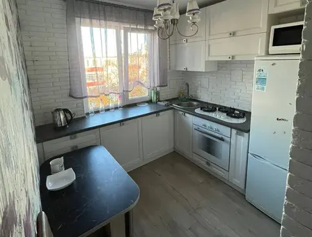 View of apartment for daily rent, Gomel, Vosstaniya sq. 3 — photo 3