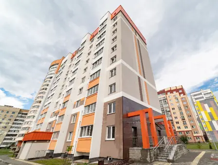 Двухкомнатная квартира на сутки в Гомель, ул. Красная 2
