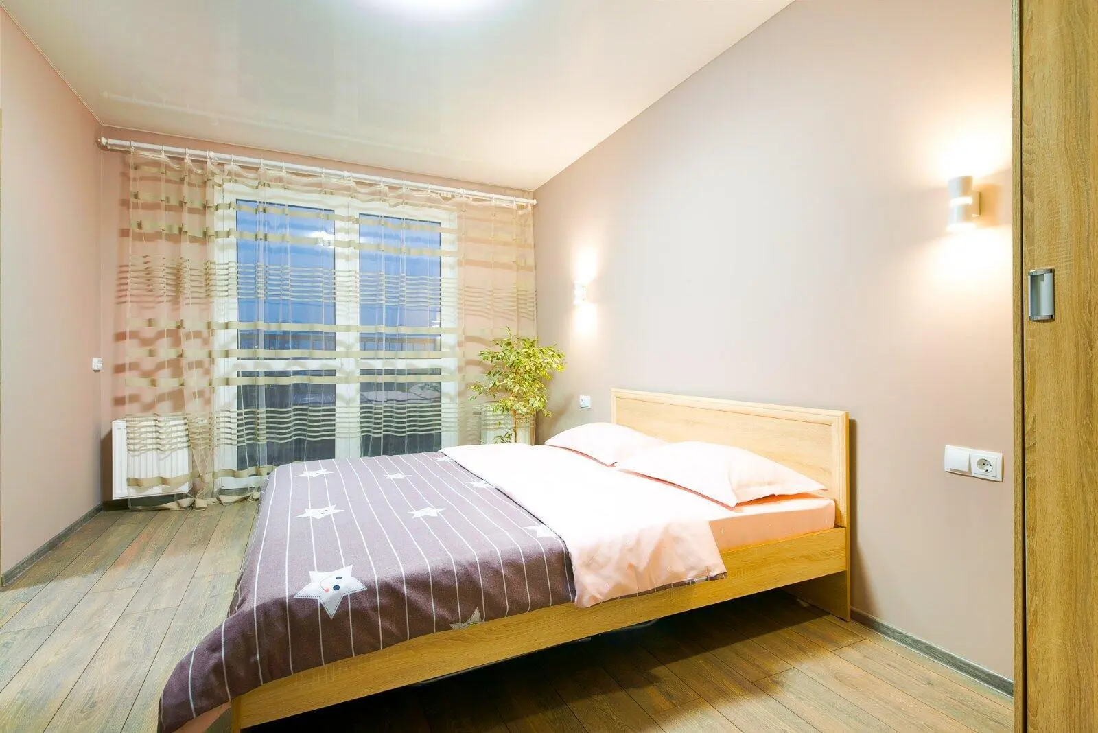 Interior of apartment for daily rent, Gomel, Dokutovich St. 45