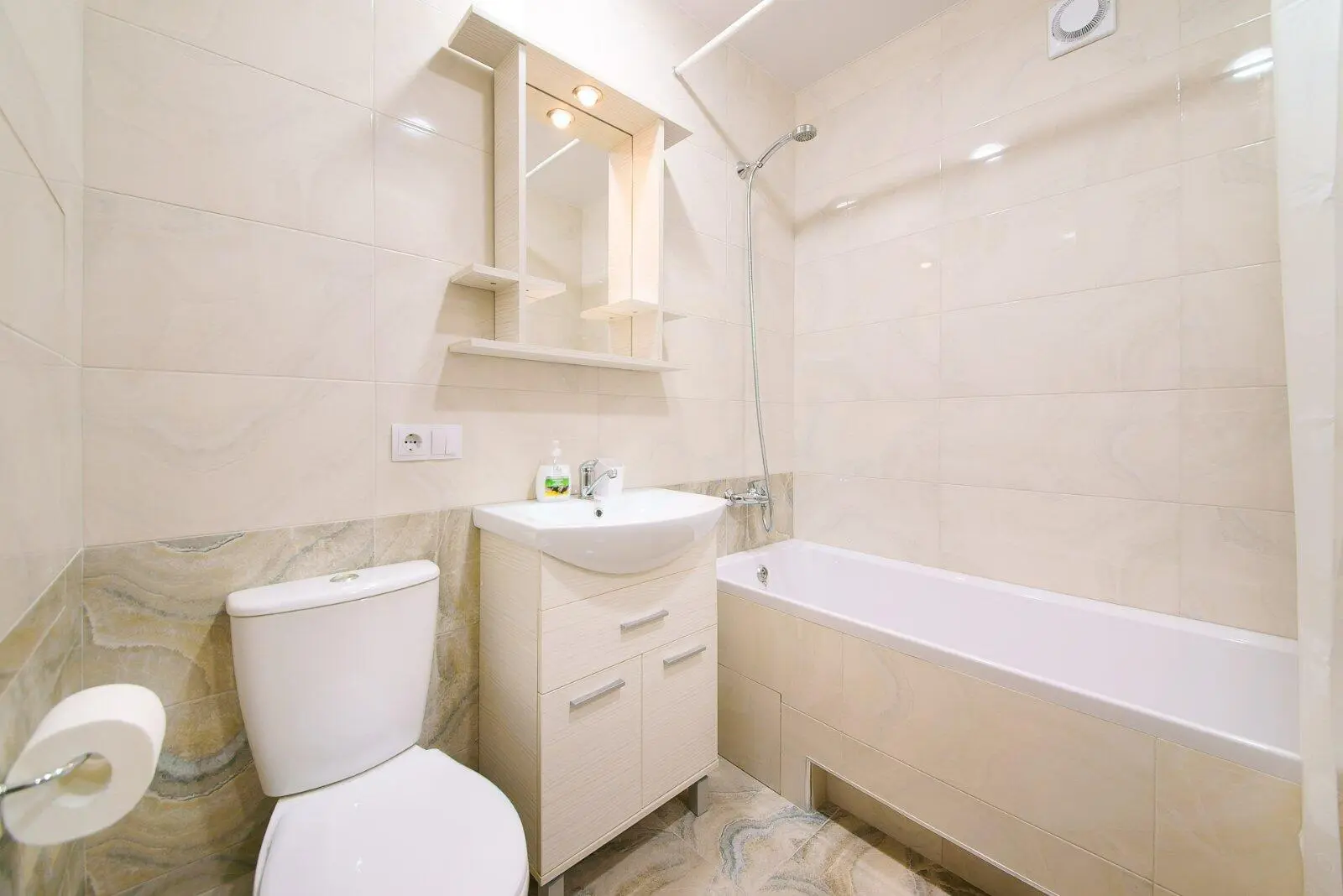 Apartment for daily rent, Gomel, Dokutovich St. 45 — interior photo